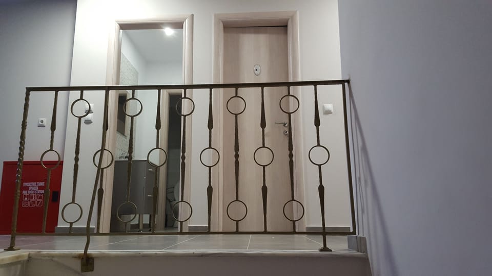 Hotel Lux Hotel in Pireas
