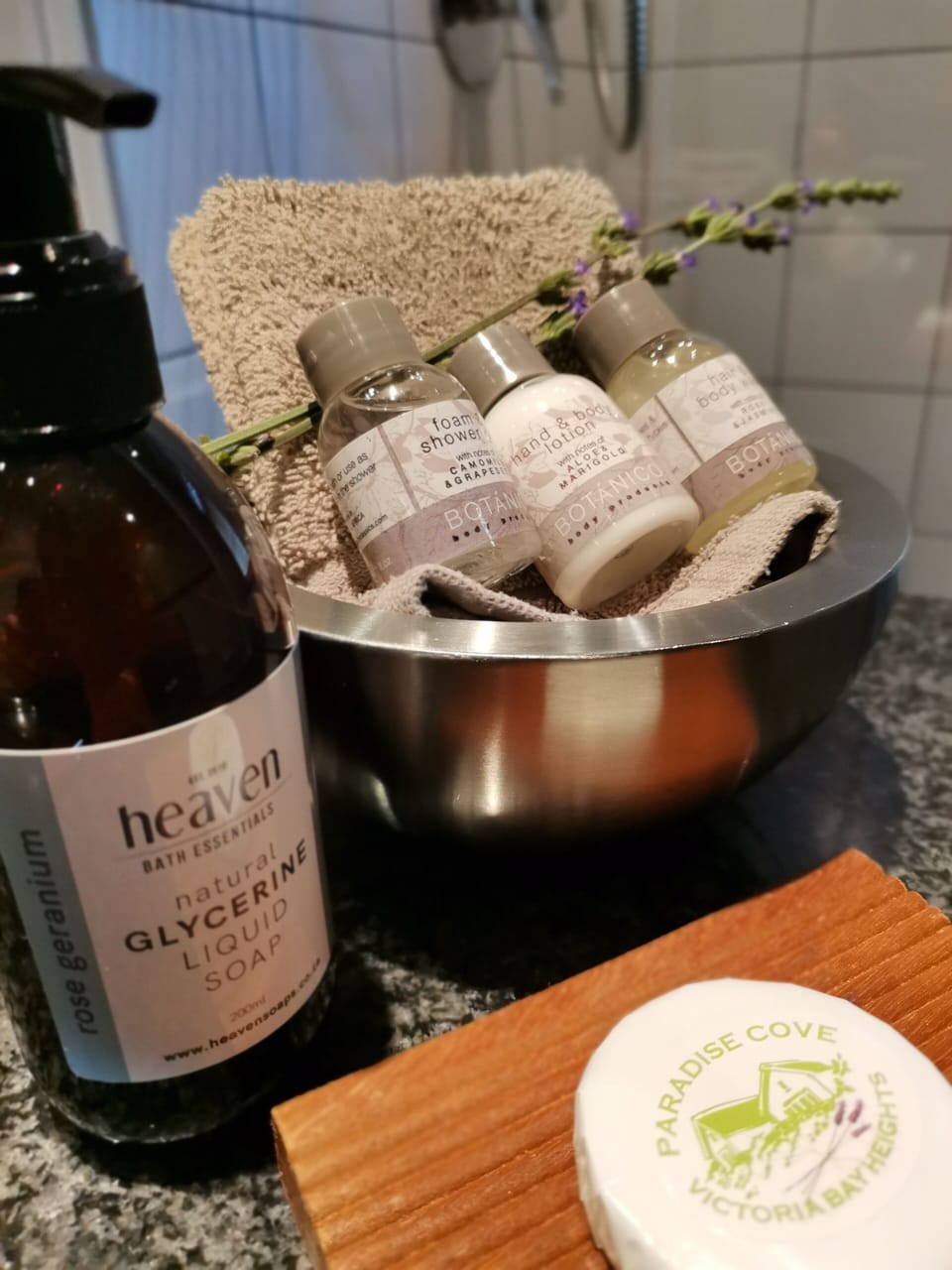 Shower, free toiletries, hair dryer, bathrobes