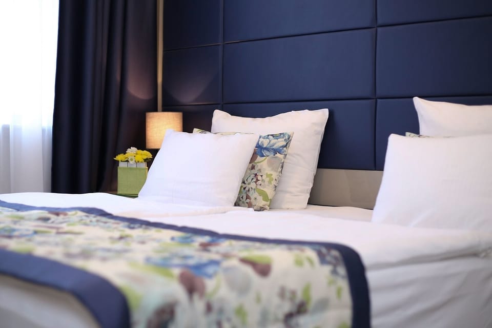 Premium bedding, Select Comfort beds, in-room safe, desk