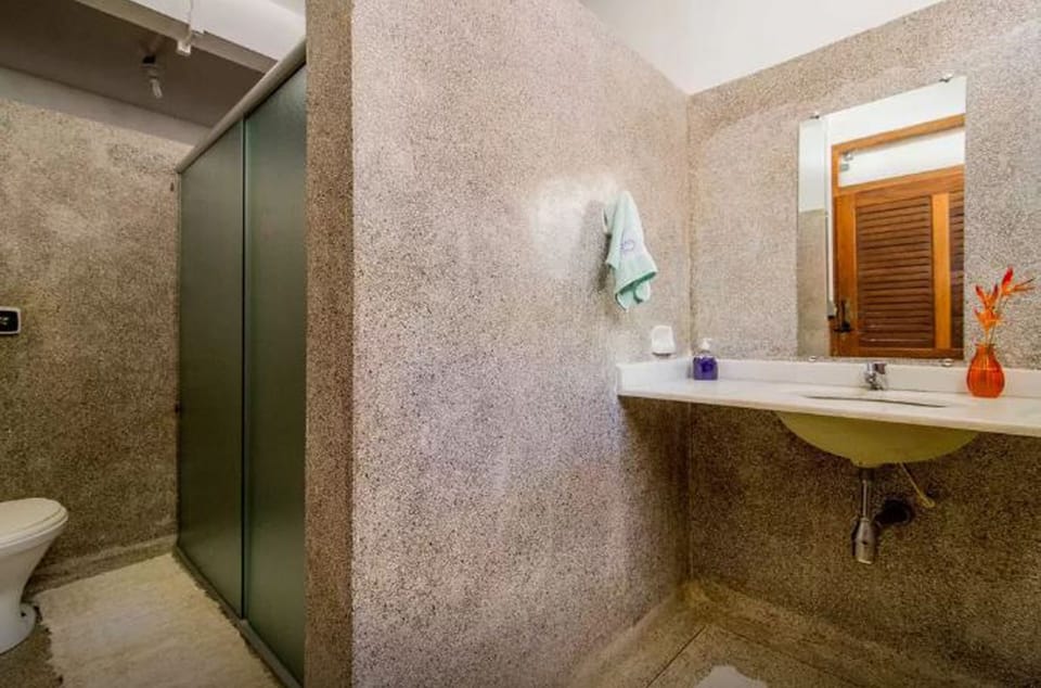 Family Room, 1 Bedroom | Bathroom | Shower, hair dryer
