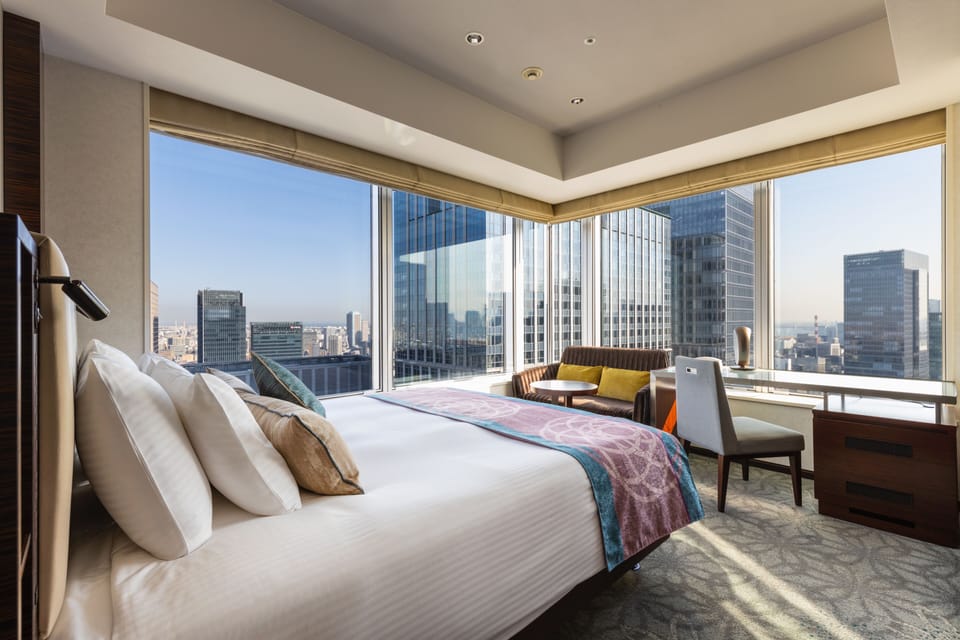 1 King Corner 22sqm Non smoking | Premium bedding, in-room safe, desk, blackout drapes