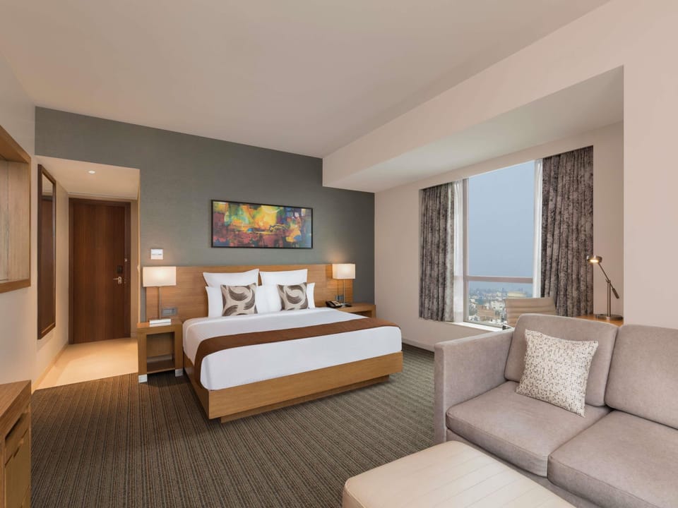 Minibar, in-room safe, desk, soundproofing
