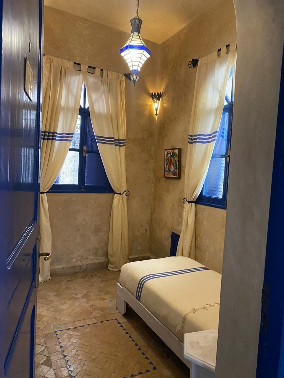 Basic Single Room, 1 Twin Bed, Ground Floor (Zahra) | Premium bedding, pillowtop beds, WiFi (free), individually decorated