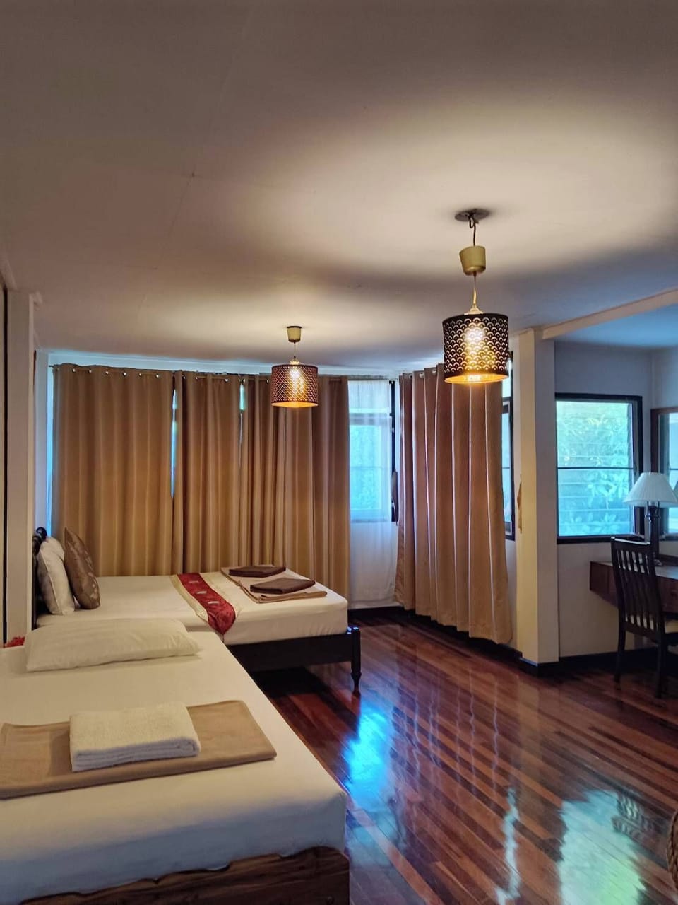 Superior Deluxe King Room | Premium bedding, individually decorated, individually furnished, desk