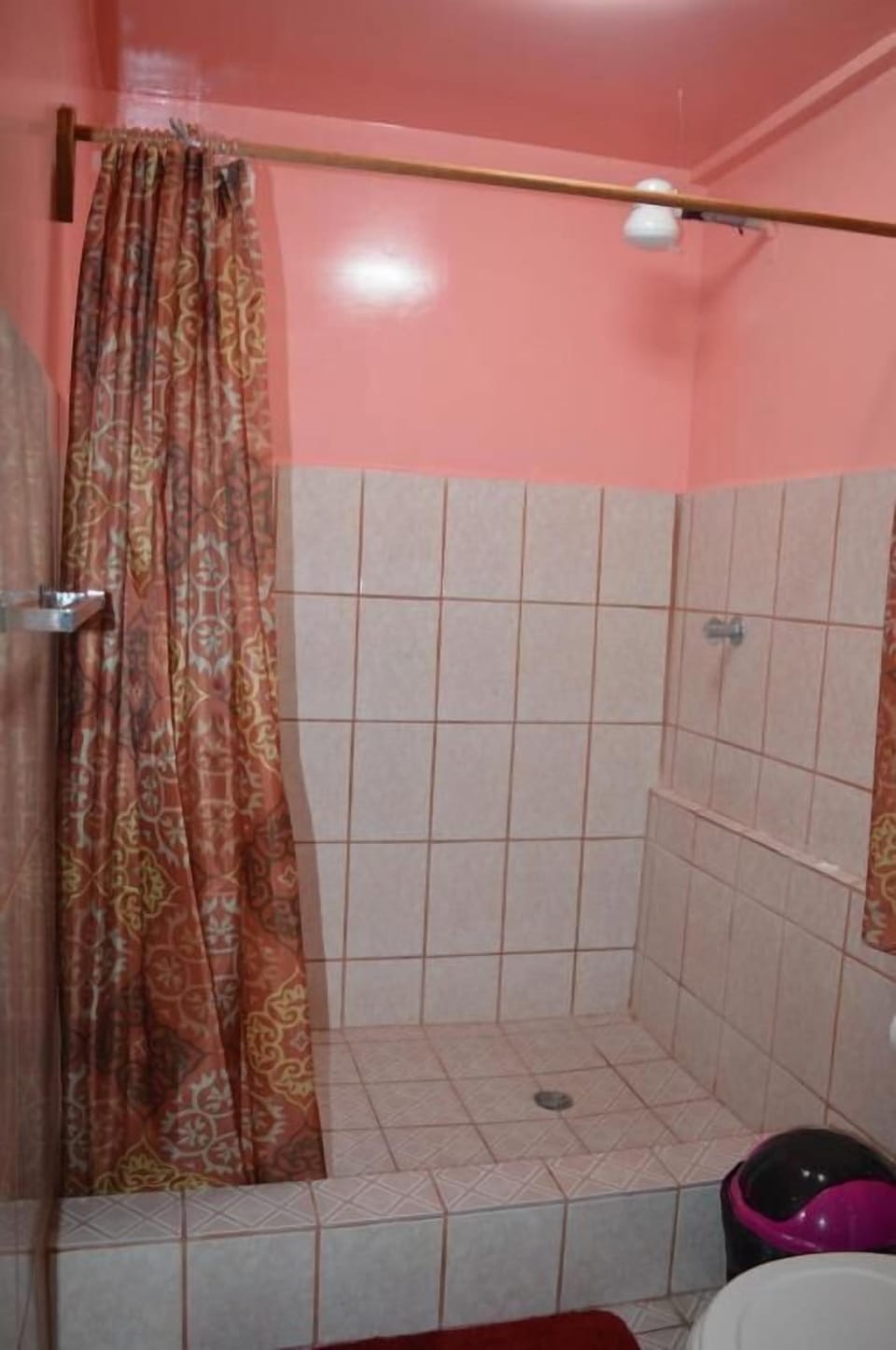 Shower, towels