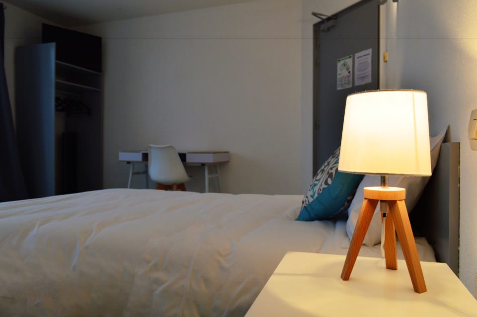 Classic Room | In-room safe, blackout drapes, soundproofing, free cribs/infant beds
