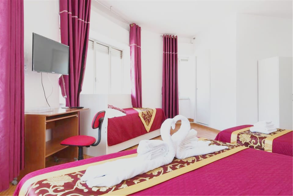 Family Room, 1 Bedroom, Ensuite | 11 bedrooms, memory foam beds, desk, blackout drapes