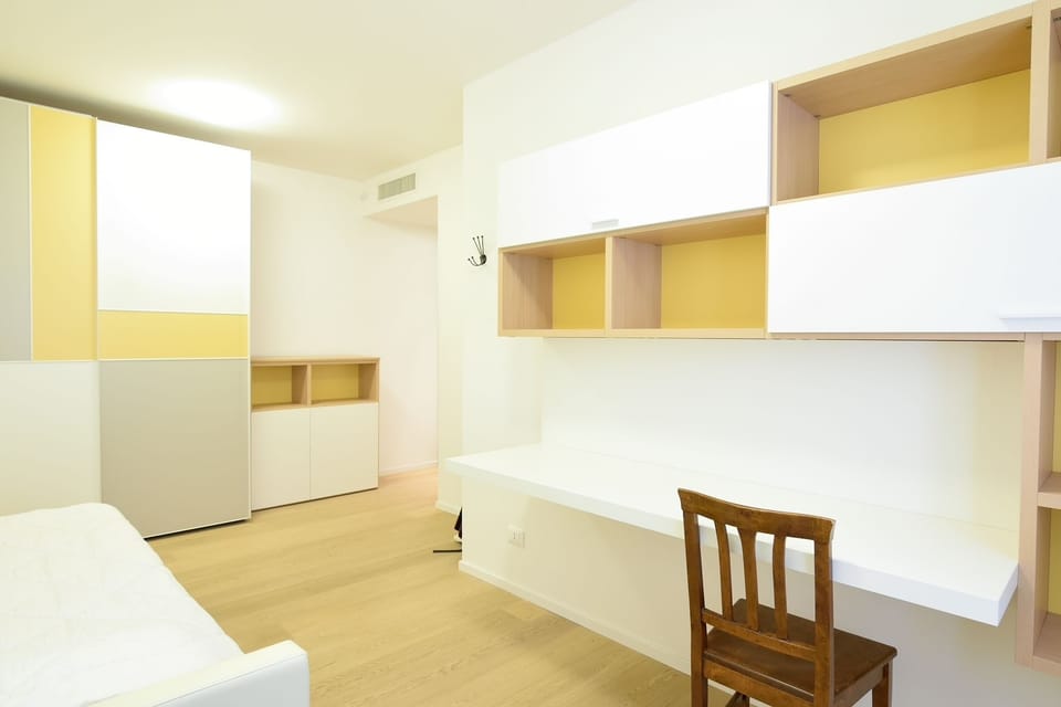 Apartment, 3 Bedrooms | 3 bedrooms, desk, iron/ironing board, WiFi (free)
