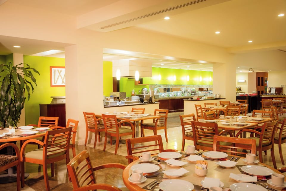 Daily buffet breakfast for a fee