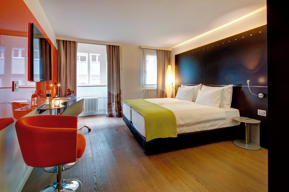 Superior Double or Twin Room | Minibar, in-room safe, desk, soundproofing