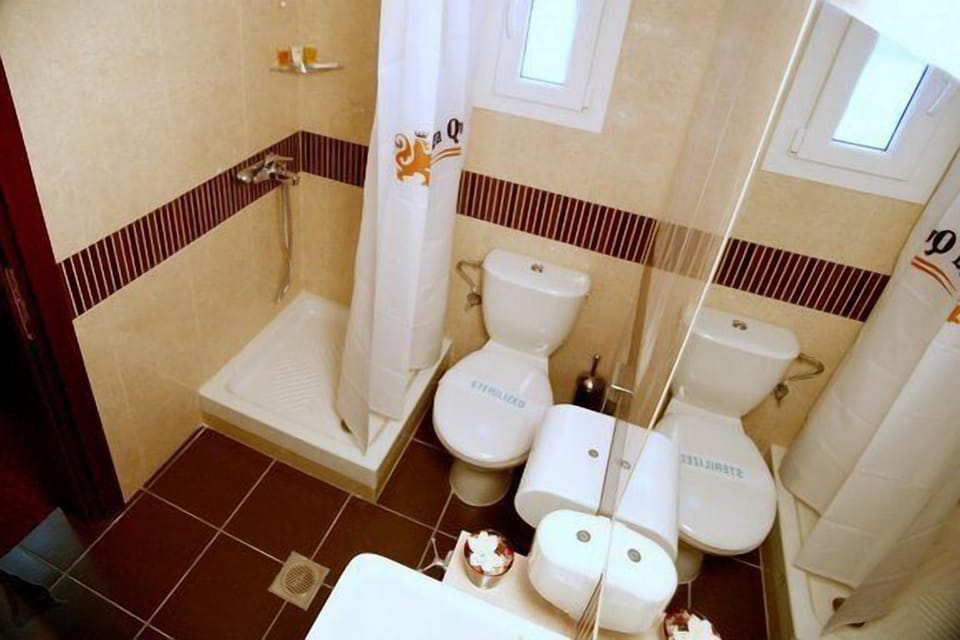 Free toiletries, hair dryer, towels