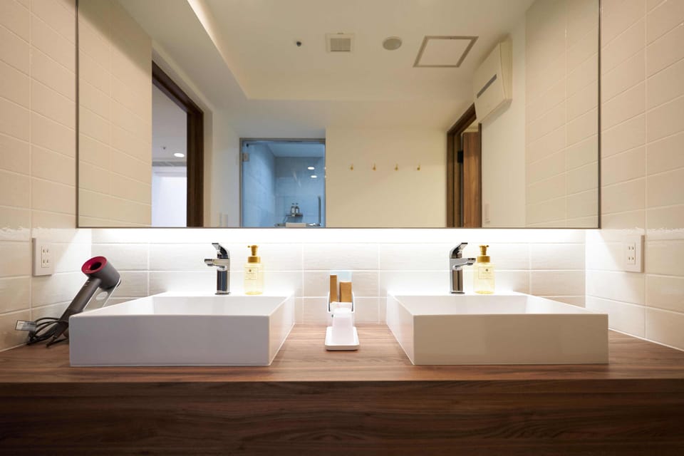 Free toiletries, hair dryer, slippers, bidet