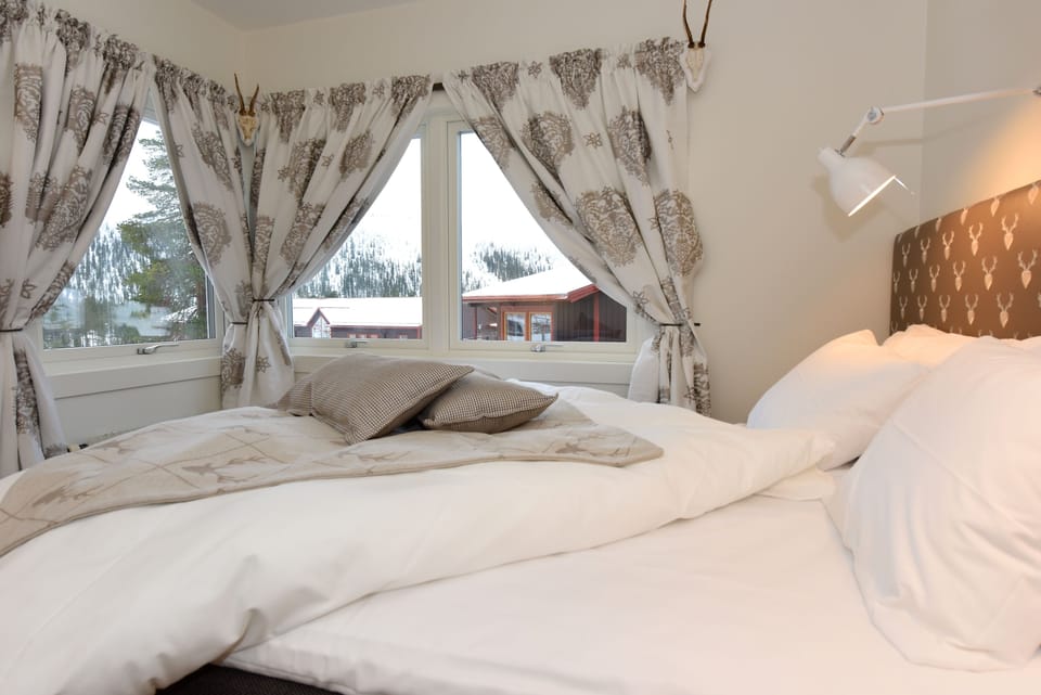 Romantic Double Room, 1 Bedroom, Hill View | Premium bedding, minibar, in-room safe, iron/ironing board (on request)