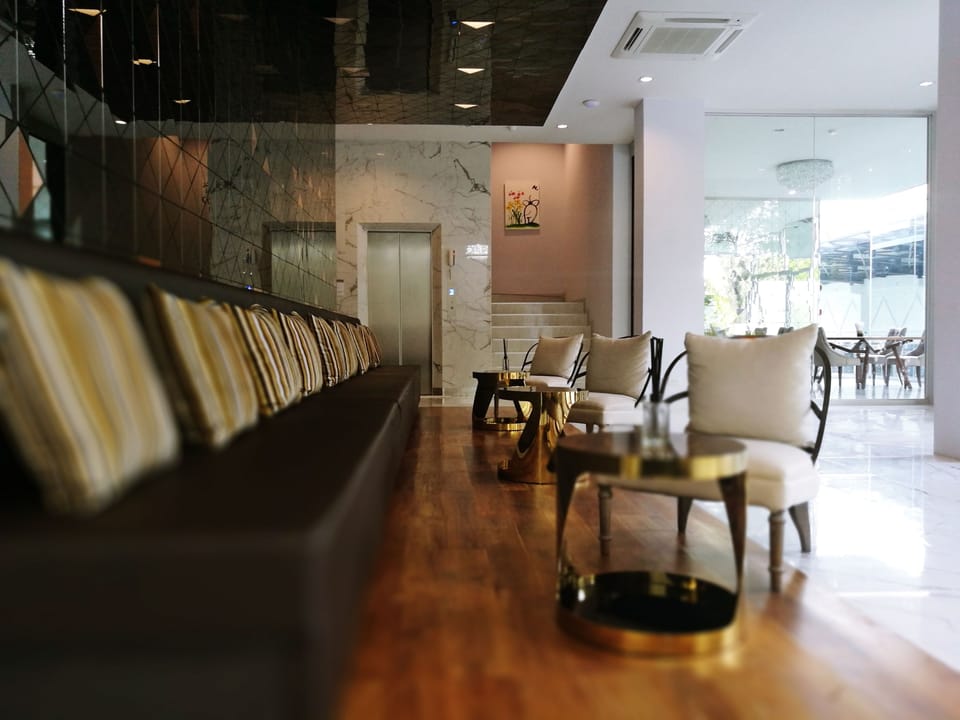 Lobby sitting area