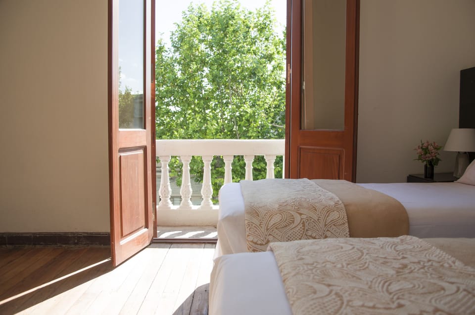 Standard Twin Room | In-room safe, soundproofing, free cribs/infant beds, free WiFi