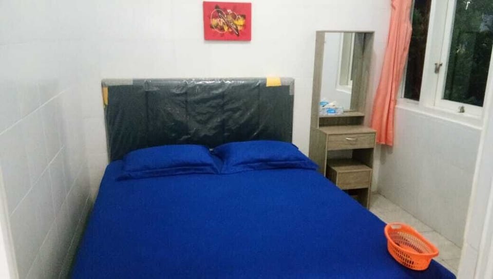 Standard Room (with AC) | Free WiFi