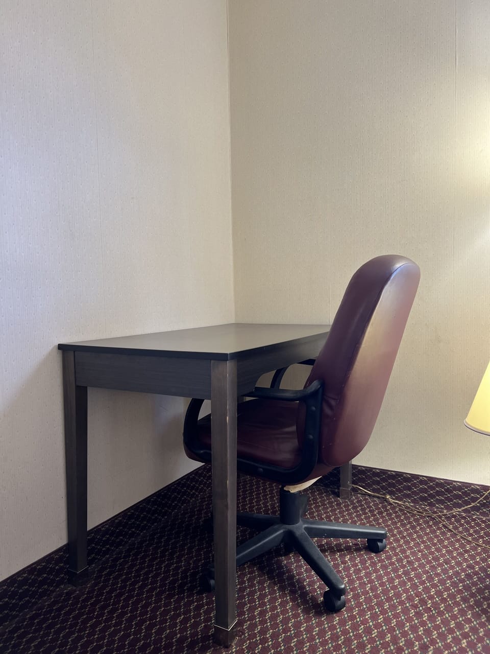 Iron/ironing board, free WiFi, bed sheets, alarm clocks