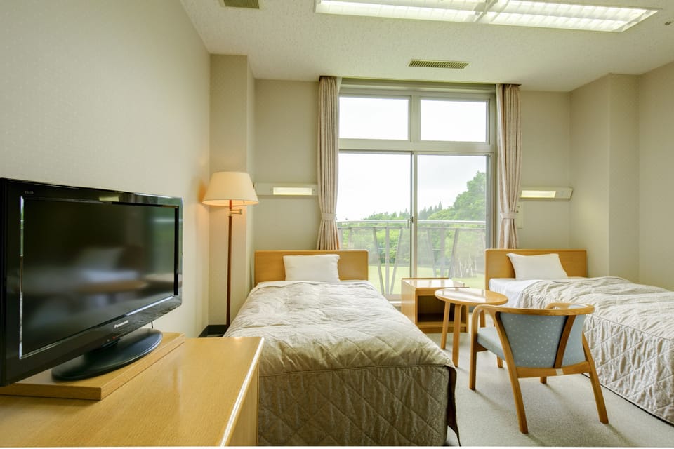 Twin Room with Private Toilet | In-room safe