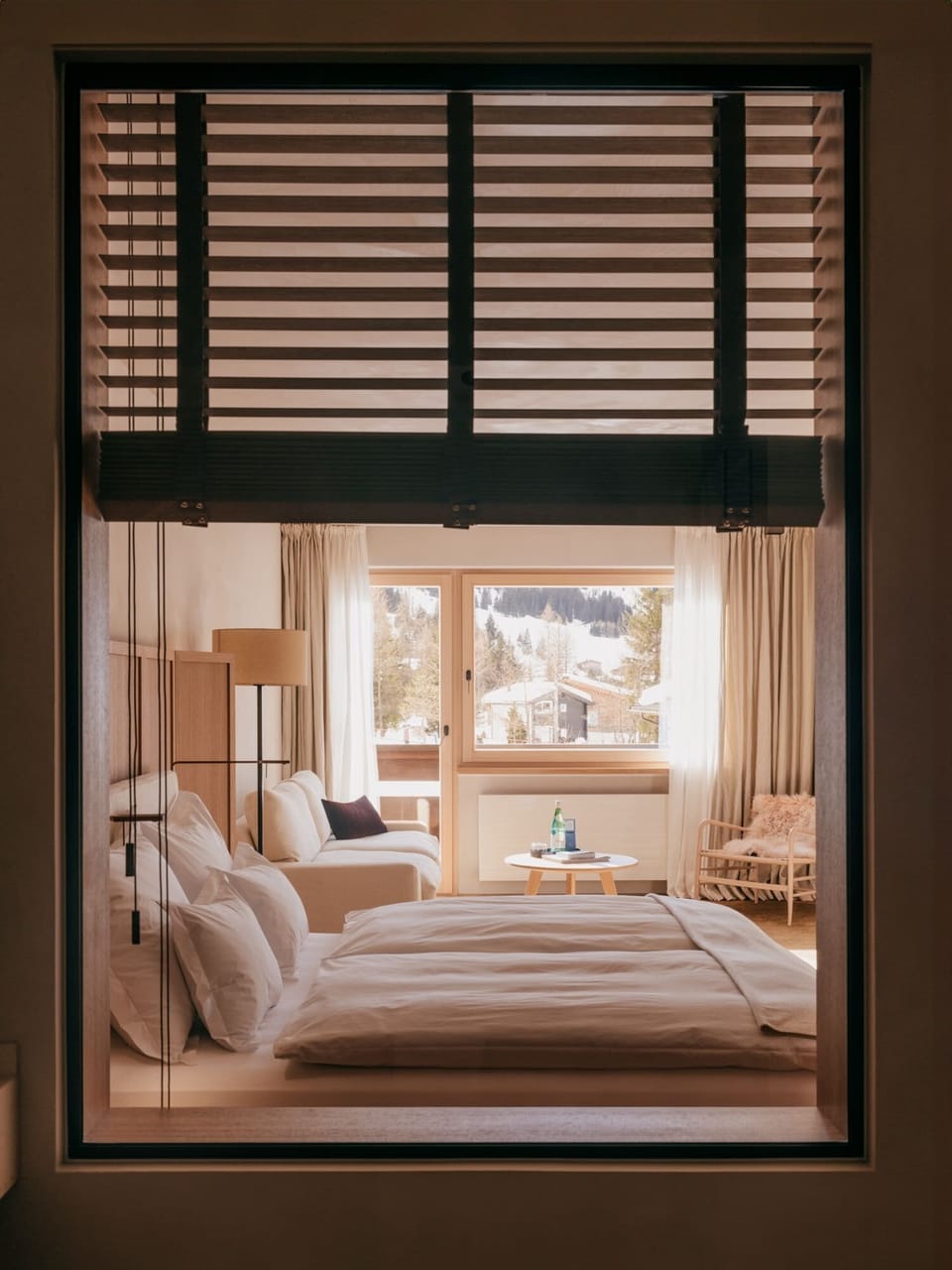 Junior Suite | Hypo-allergenic bedding, in-room safe, individually decorated