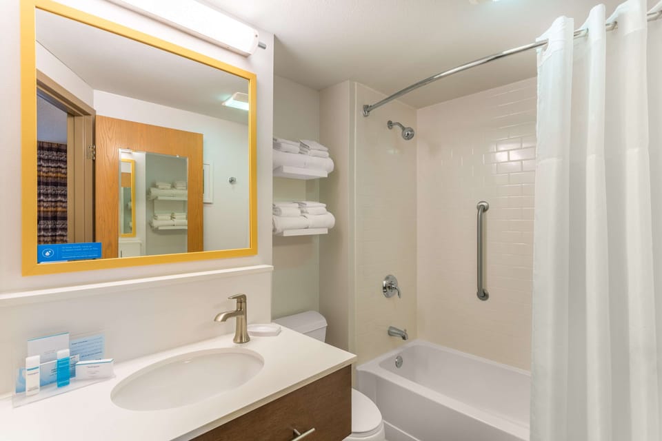 Free toiletries, hair dryer, towels