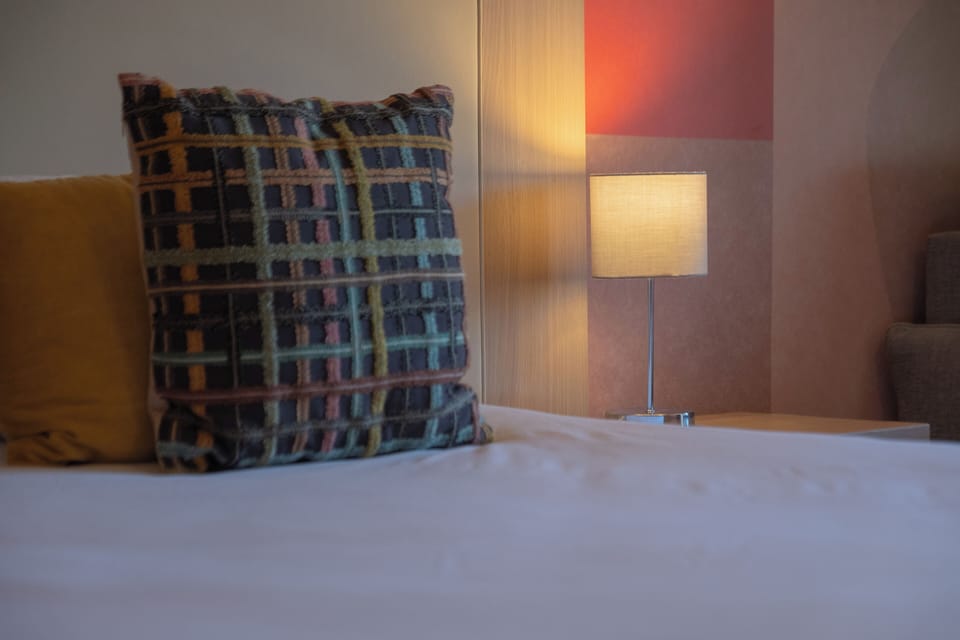 In-room safe, desk, soundproofing, iron/ironing board