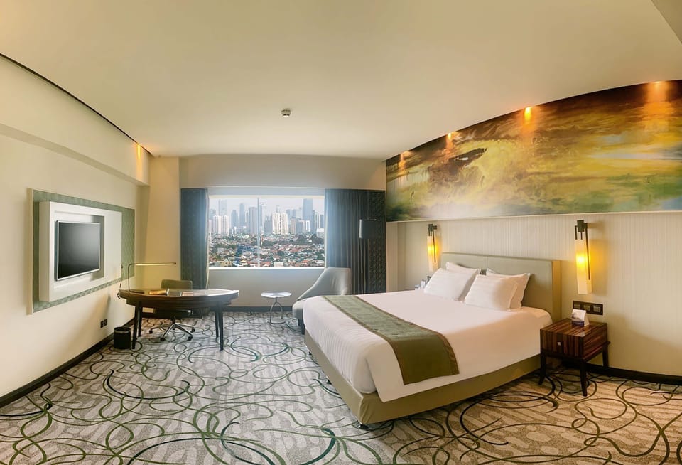 Minibar, in-room safe, desk, blackout drapes