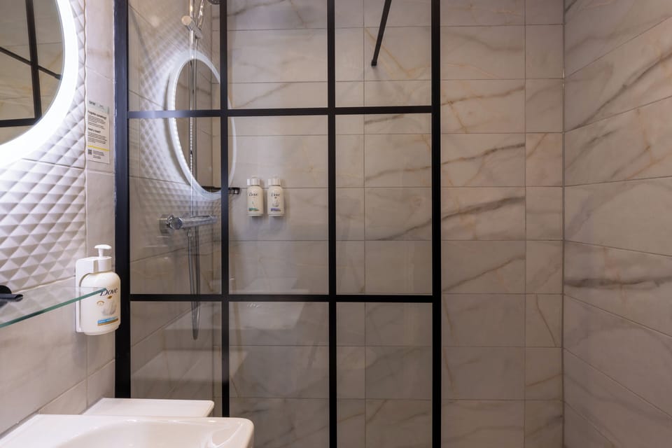 Eco-friendly toiletries, hair dryer, towels