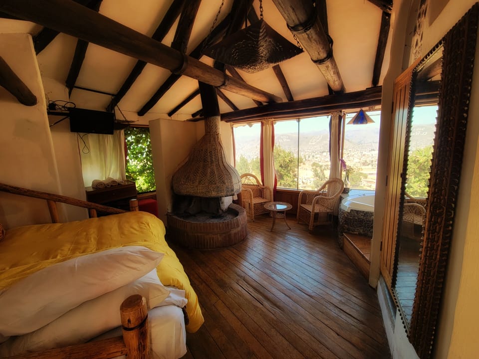 Panoramic Suite, Bathtub, City View (Vistas, Terrazas) | Hypo-allergenic bedding, down comforters, in-room safe, free WiFi
