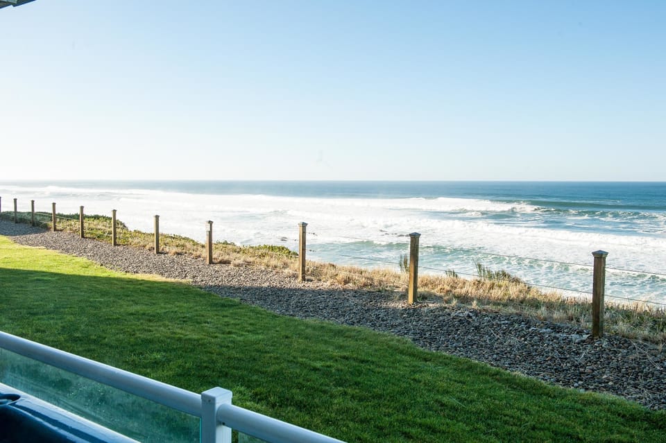 Condo, 2 Bedrooms, Ocean View, Beachfront | Beach/ocean view