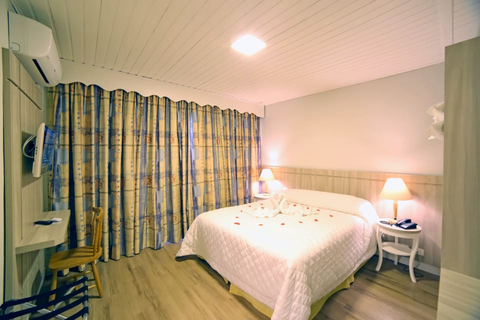 Minibar, desk, blackout drapes, free WiFi