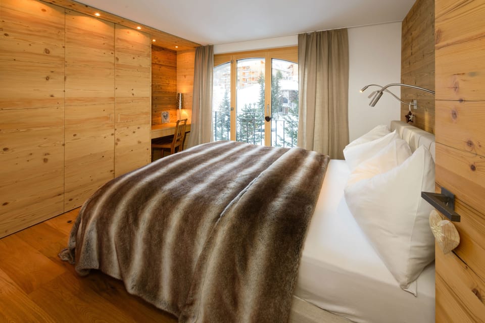 Two-Bedroom Apartment | 2 bedrooms, premium bedding, desk, laptop workspace