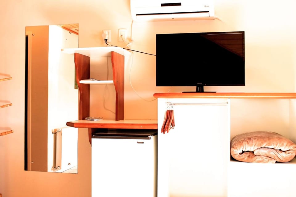 Free WiFi, bed sheets, wheelchair access