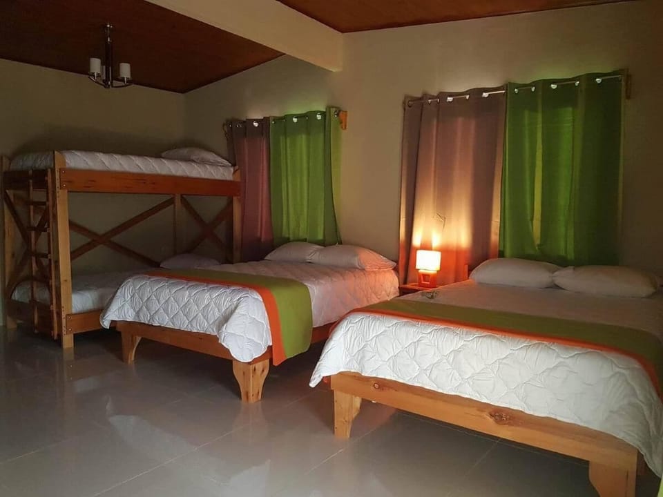 Family Room, 1 Bedroom, Private Bathroom, Mountain View | Premium bedding, in-room safe, free WiFi, bed sheets