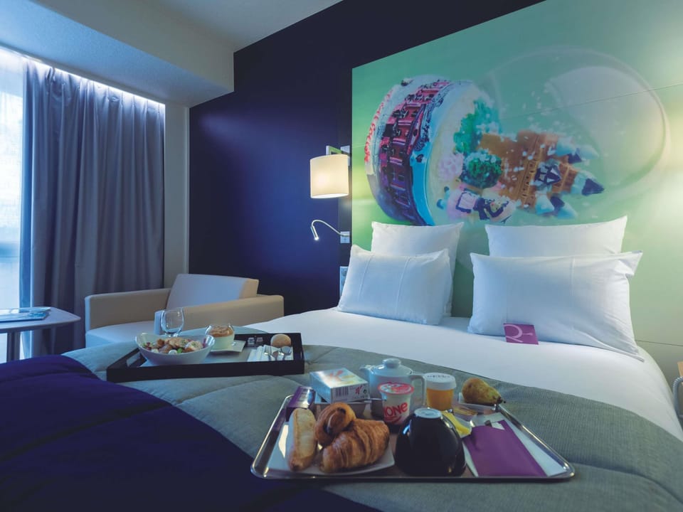 Standard Double Room, 1 Double Bed with Sofa bed | Minibar, in-room safe, laptop workspace, blackout drapes