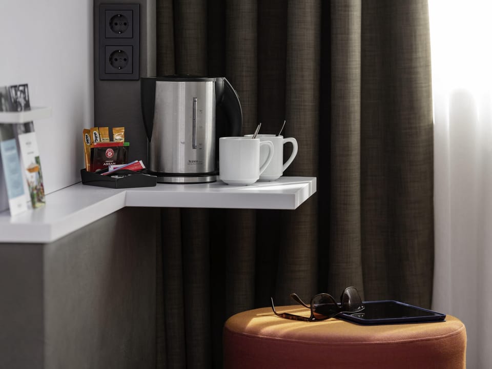 Deluxe Double Room, 1 Double Bed | In-room safe, blackout drapes, soundproofing, free WiFi