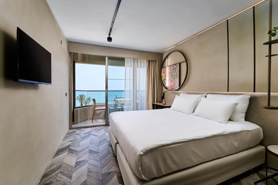 Standart Room (sea view) | Premium bedding, minibar, in-room safe, blackout drapes