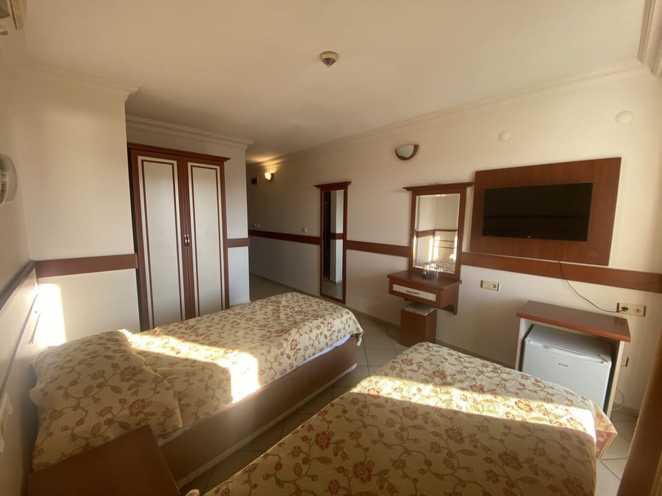 Standard Double or Twin Room | Premium bedding, desk, free WiFi, bed sheets