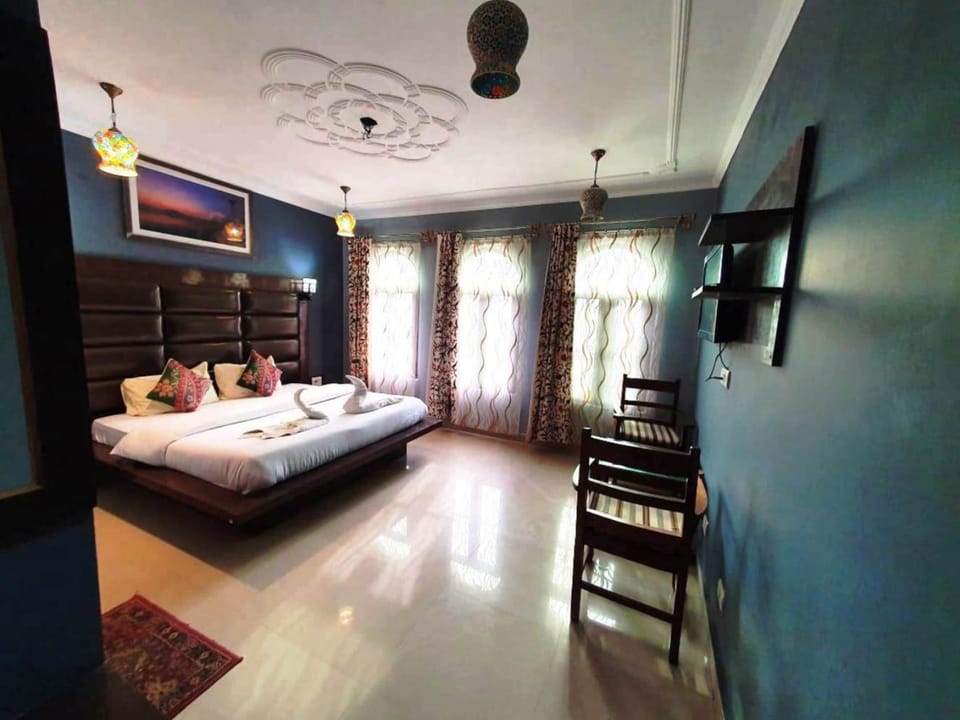 Deluxe Double Room, 1 Bedroom | Premium bedding, desk, soundproofing, WiFi (free)