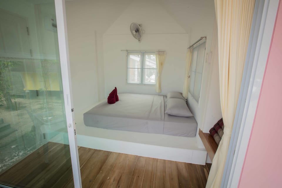 Standard Bungalow With Fan | Free WiFi