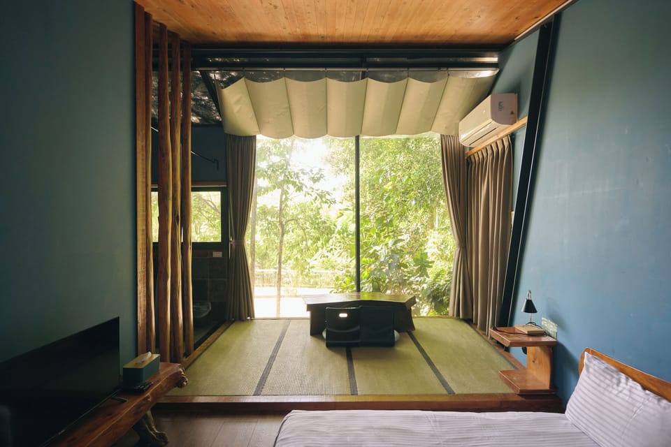 Double Room, with view | Blackout drapes, free WiFi, bed sheets