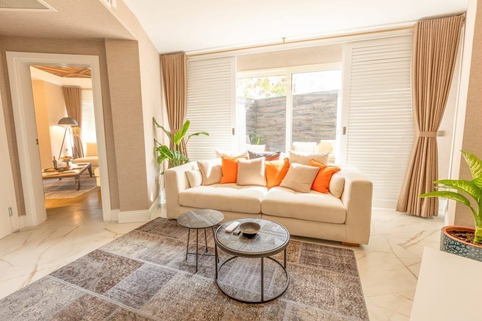 Premium Suite | Minibar, in-room safe, soundproofing, free WiFi
