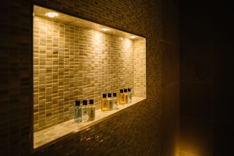 Suite, 1 King Bed with Sofa bed, Garden View | Bathroom | Shower, rainfall showerhead, designer toiletries, hair dryer