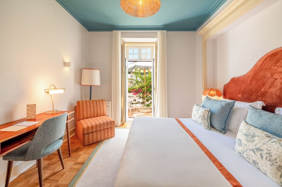  Deluxe Room with Terrace & Garden View | Minibar, in-room safe, individually decorated, individually furnished
