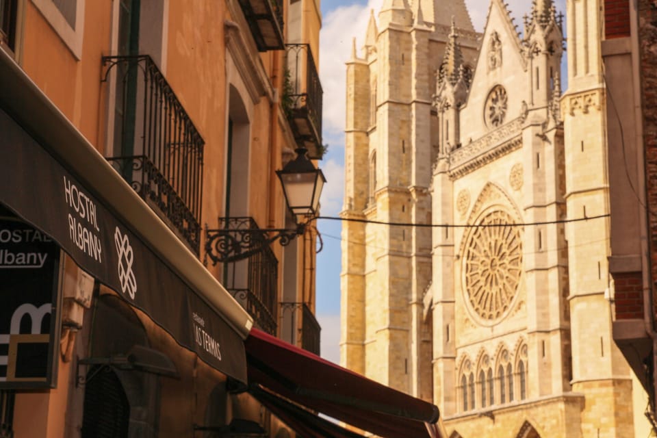 Hostal Albany Ancha Hostel in León