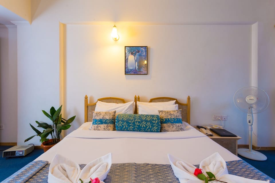 Royal Deluxe With Valley View Without Balcony | 1 bedroom, premium bedding, in-room safe, desk