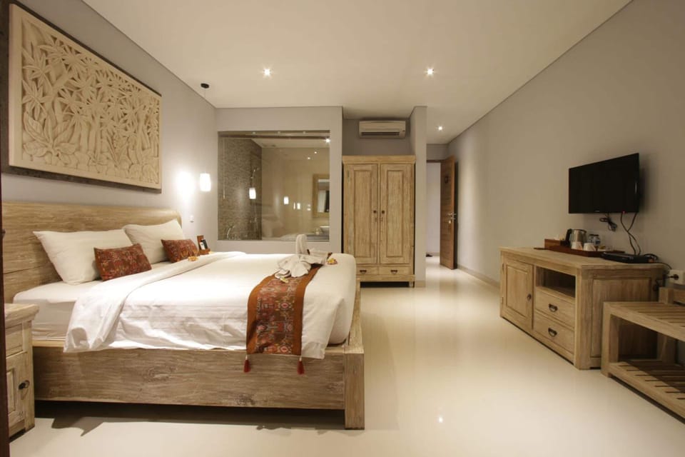 In-room safe, desk, soundproofing, rollaway beds