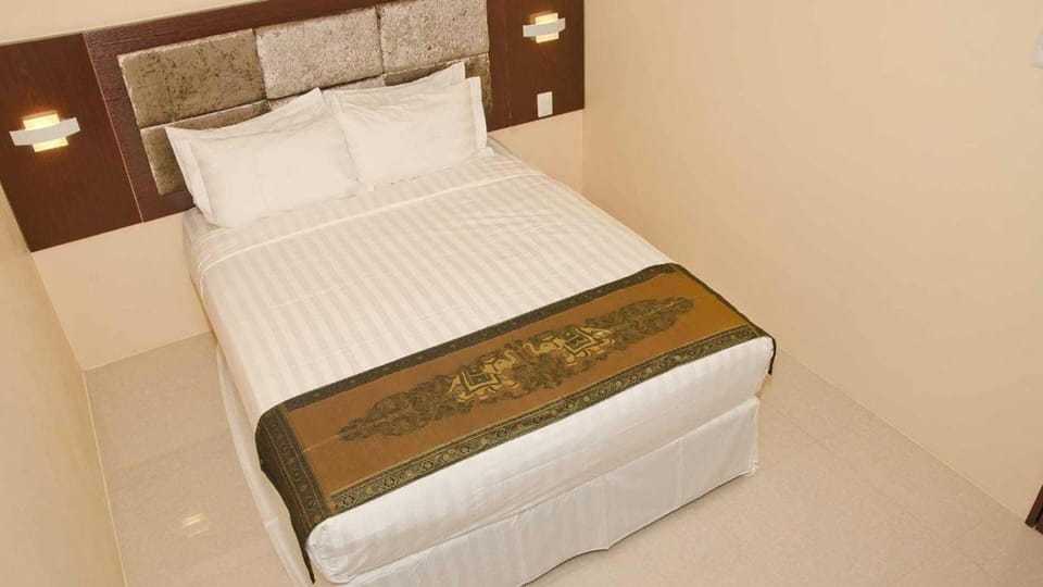 Minibar (free items), in-room safe, desk