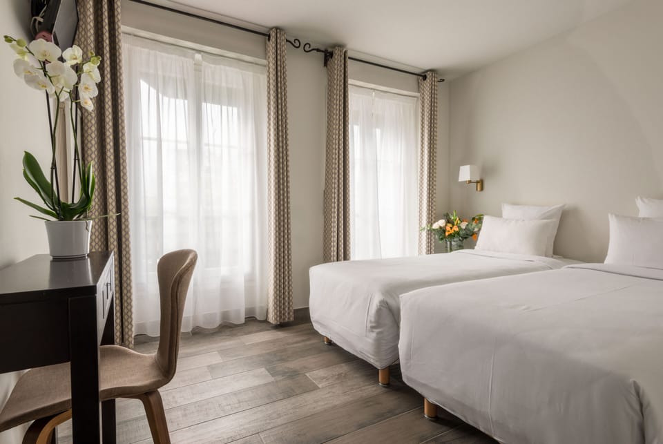 Twin Room | Premium bedding, in-room safe, desk, soundproofing