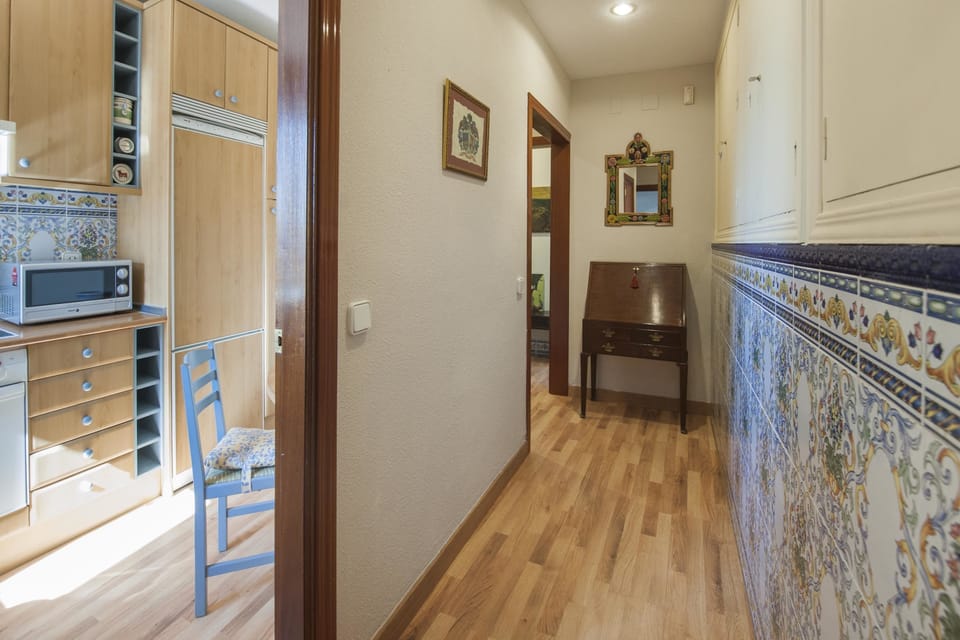 Apartment, 2 Bedrooms, Terrace | Living area | 42-inch flat-screen TV with satellite channels, TV, books