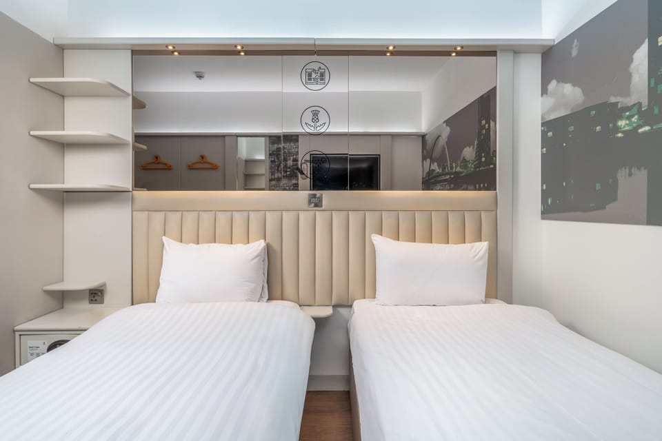 Classic Twin without Window | Premium bedding, in-room safe, desk, blackout drapes